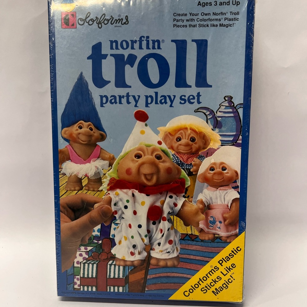 COLORFORMS Vintage SEALED Norton TROLL Party Play Set